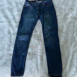 Old Navy Mid-Rise Rockstar Super-Skinny Jeans (Women's Size 6)